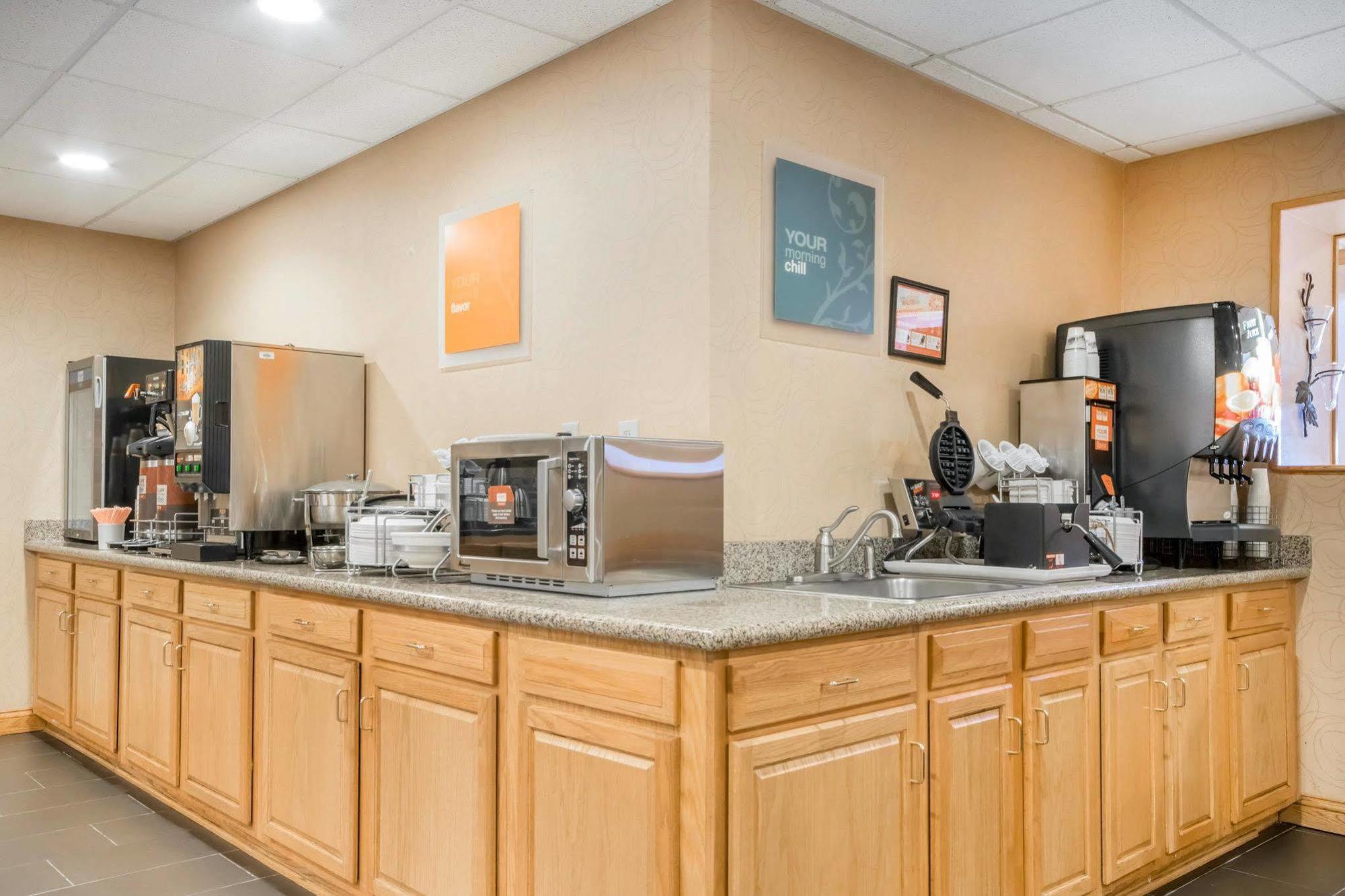 Comfort Airport Hotel Louisville