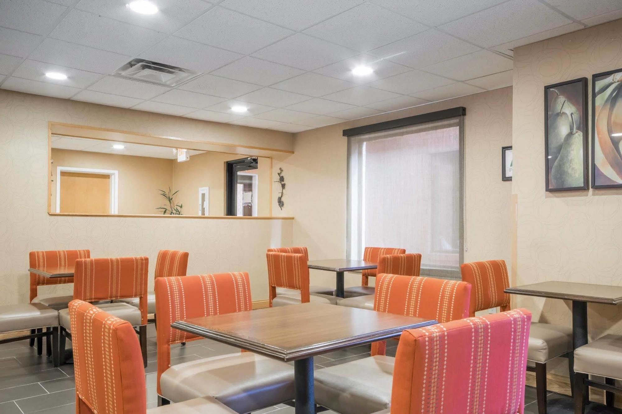 Hotel Comfort Airport