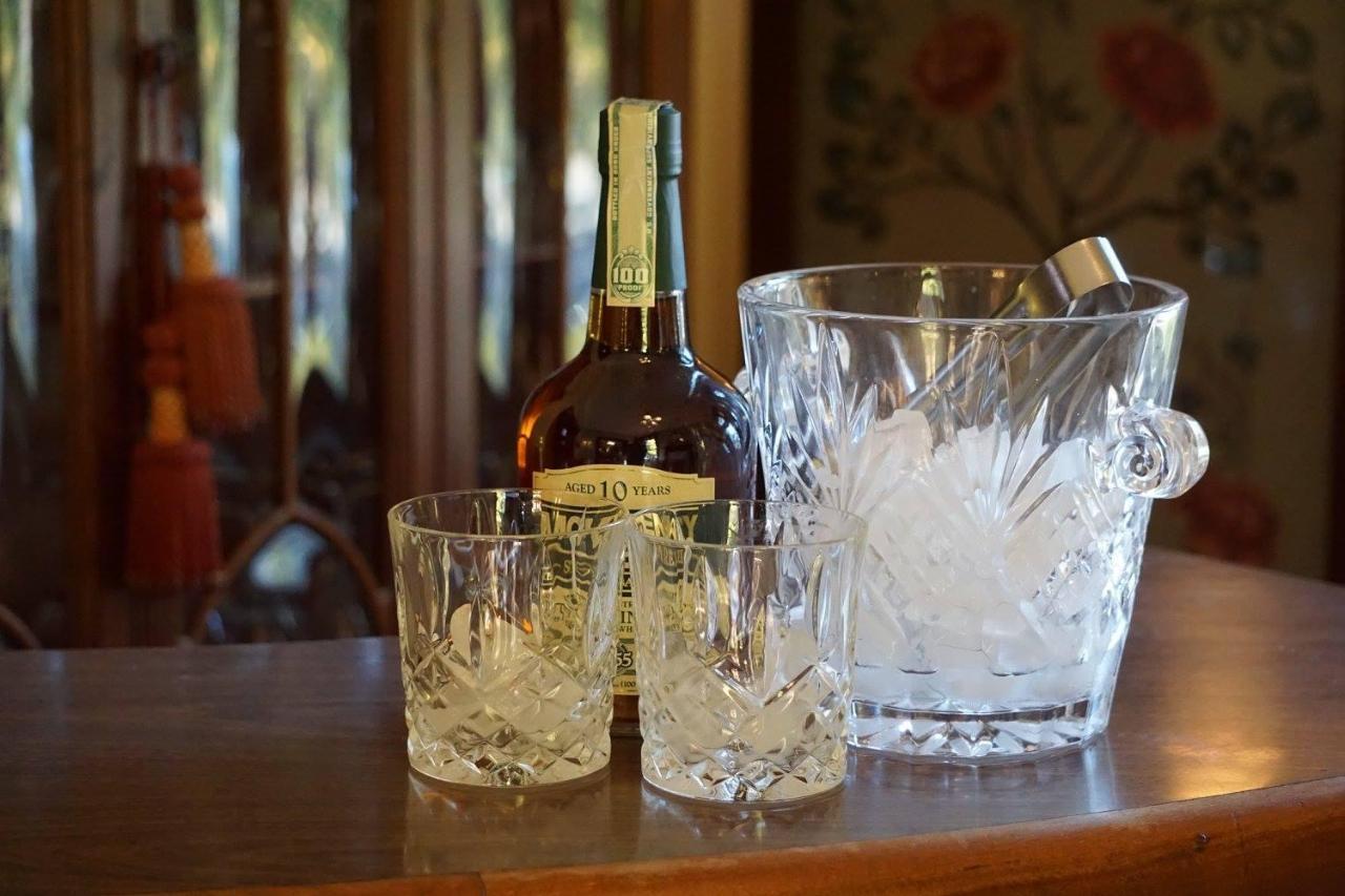 Bed & Breakfast Bourbon *