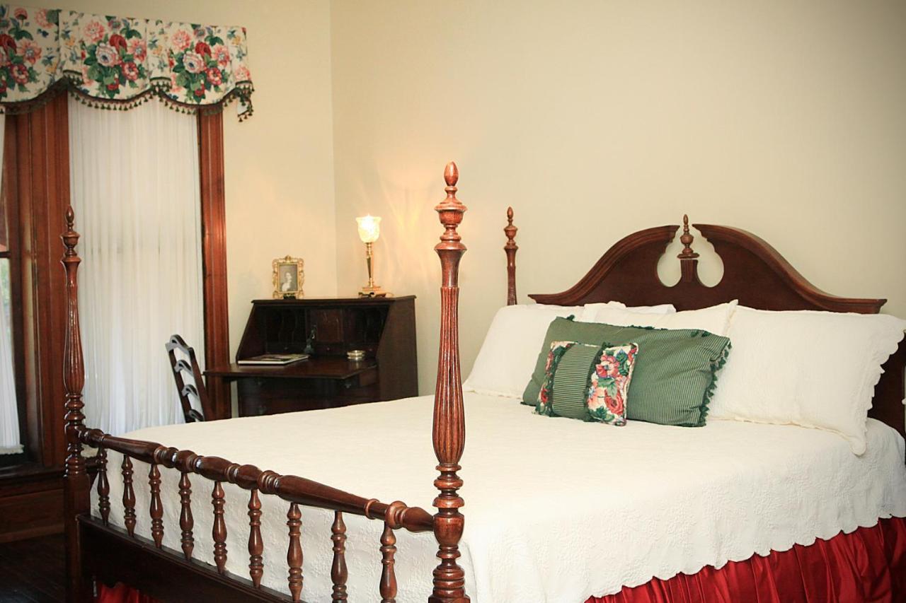 Bourbon Bed & Breakfast