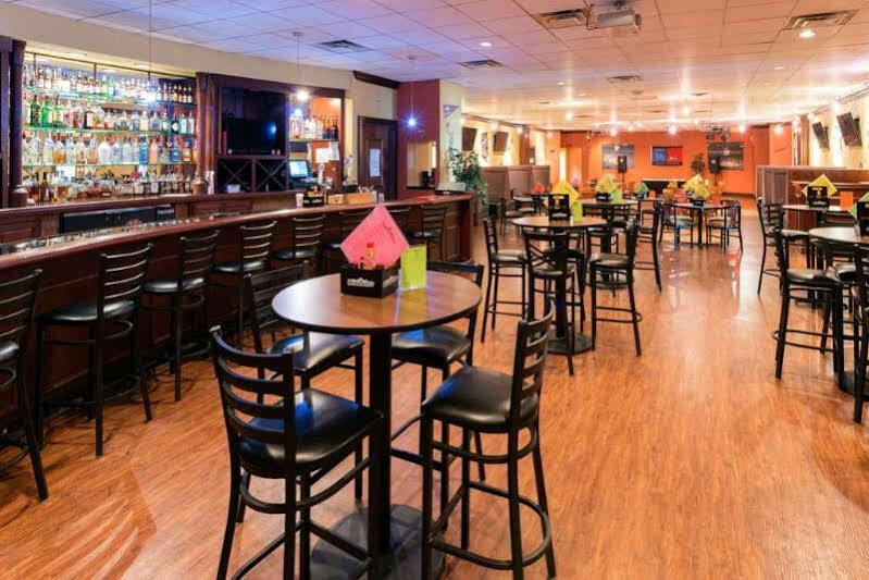Hotel Ramada Plaza And Conference Center 3*
