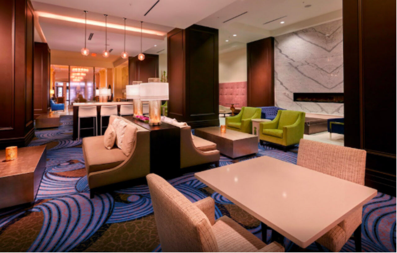 Hotel Embassy Downtown Louisville