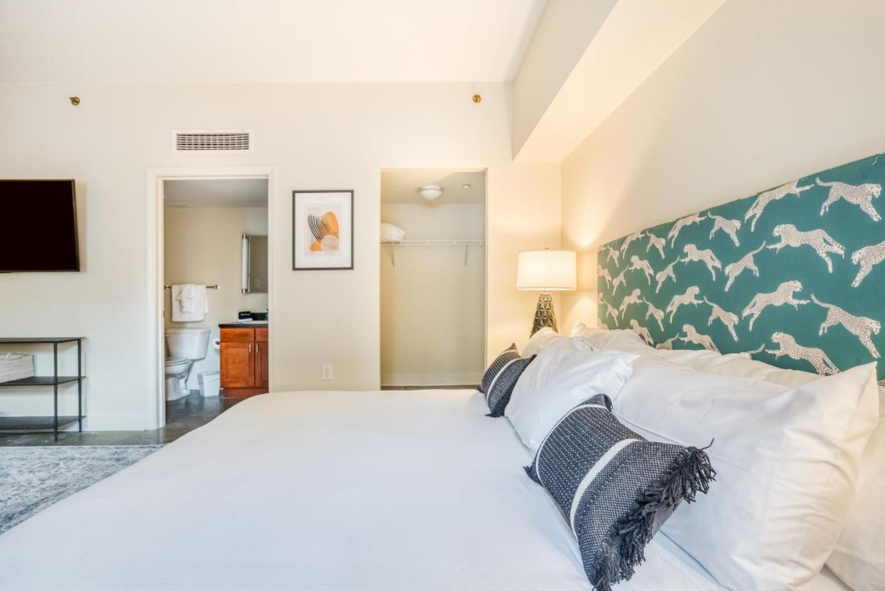 Aparthotel Mint House - Downtown Louisville