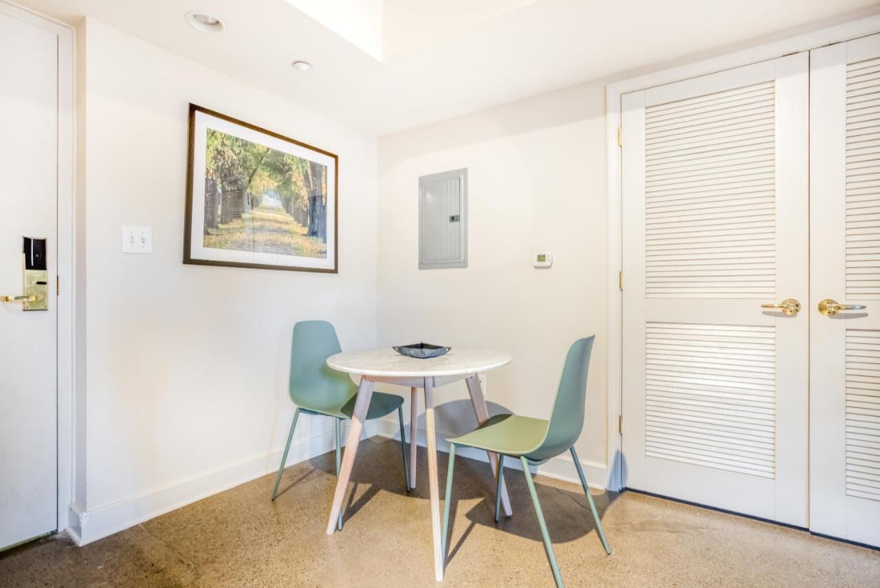 Mint House - Downtown Aparthotel 3*