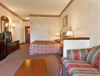 Comfort & Airport Fair & Expo Hotel