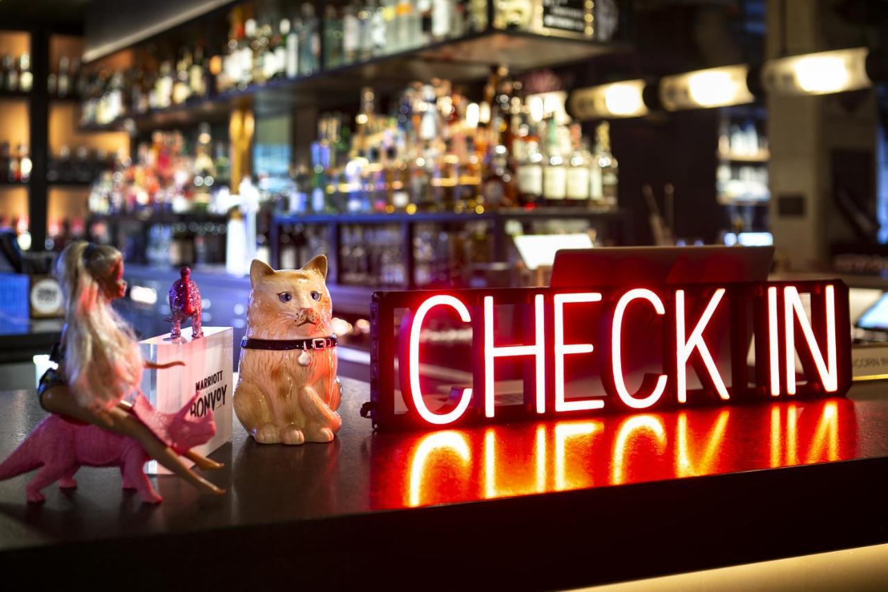 Moxy Downtown 4* Louisville