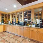 Ramada By Wyndham Louisville North