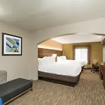 Holiday Inn Express Hotel & Suites Louisville East By Ihg