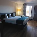 Studio 6 Suites Louisville Ky Airport/Expo Center
