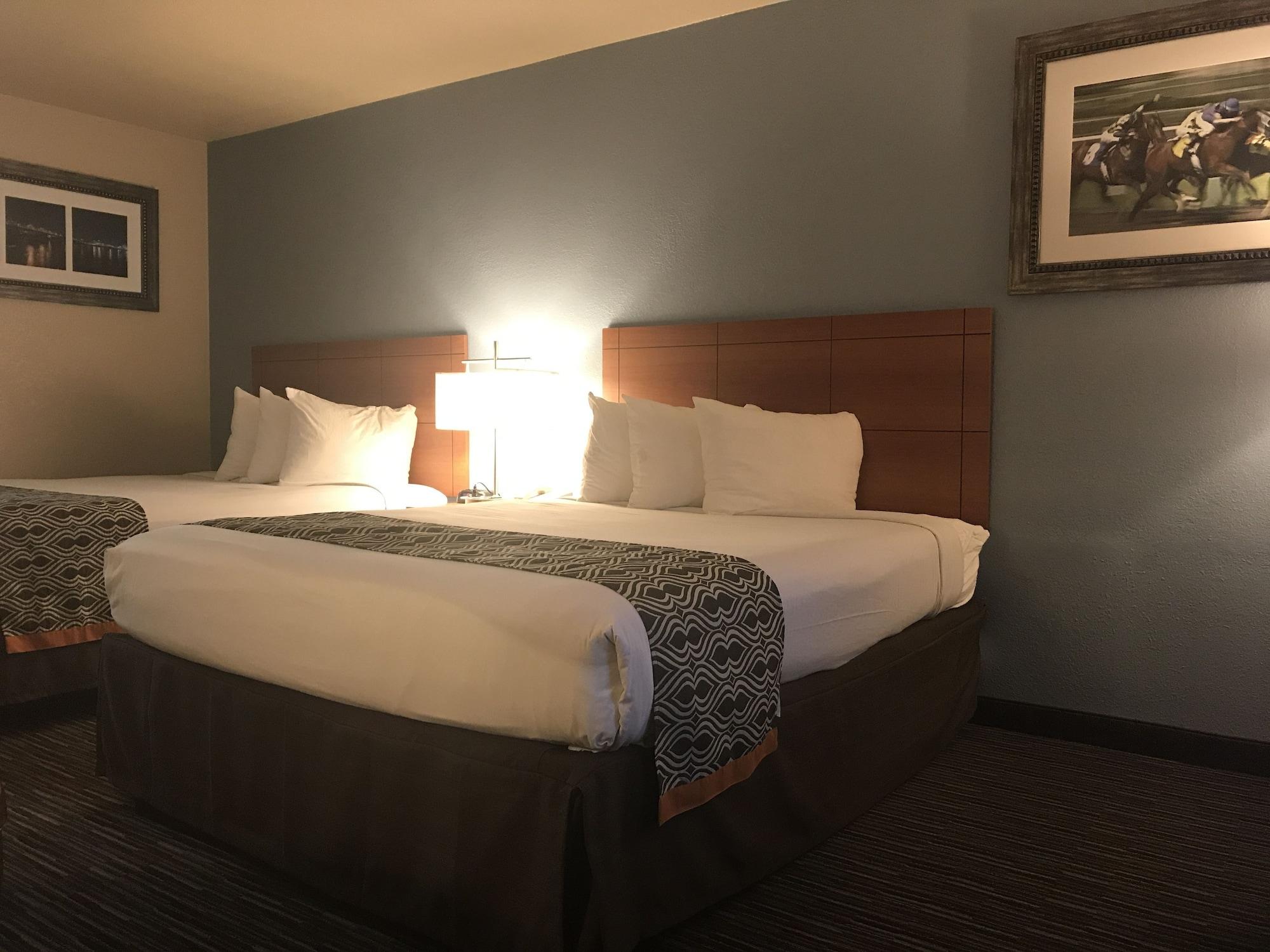 Ramada By Wyndham North Hotel Louisville