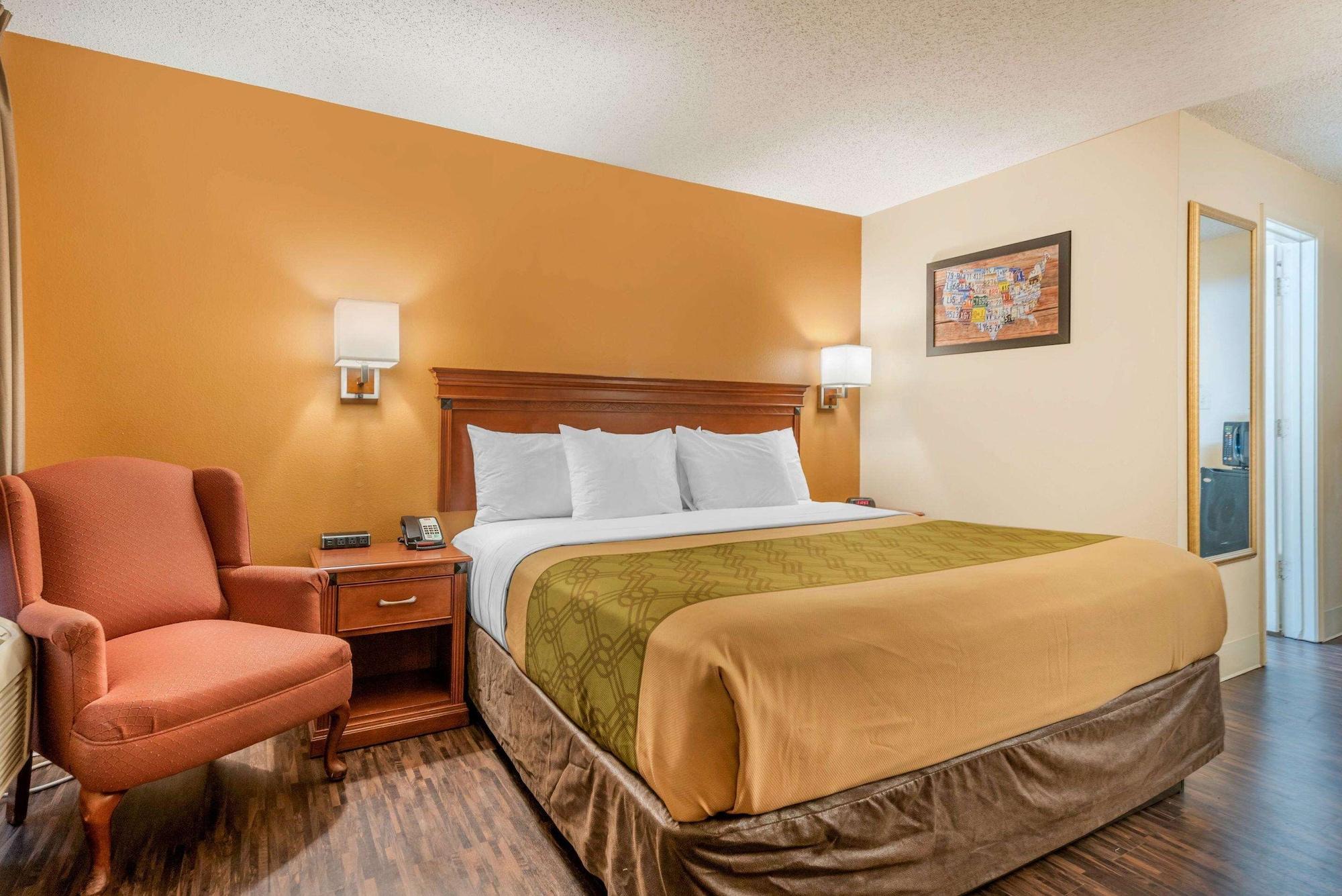 Econo Downtown Lodge