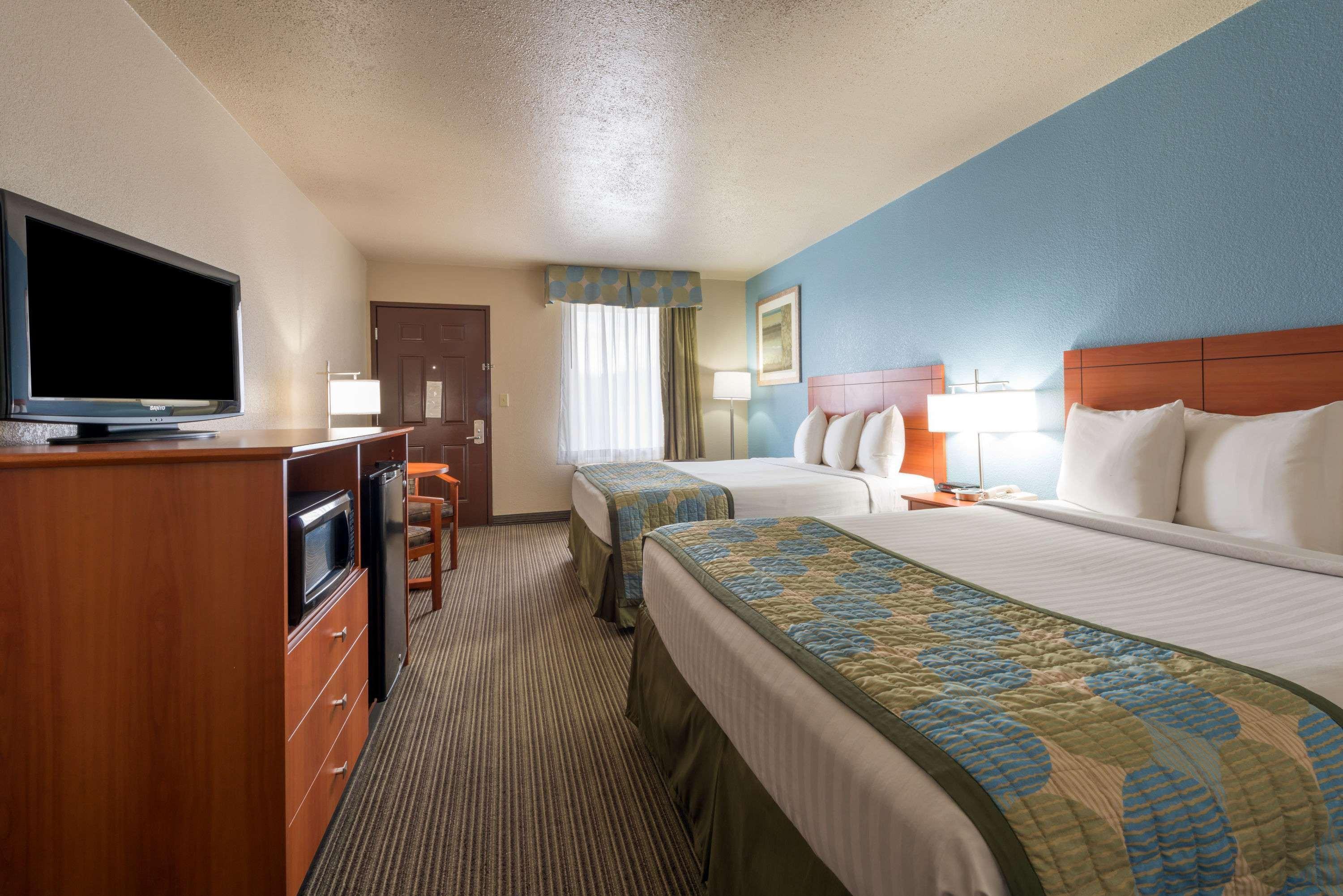 Ramada By Wyndham North 3*