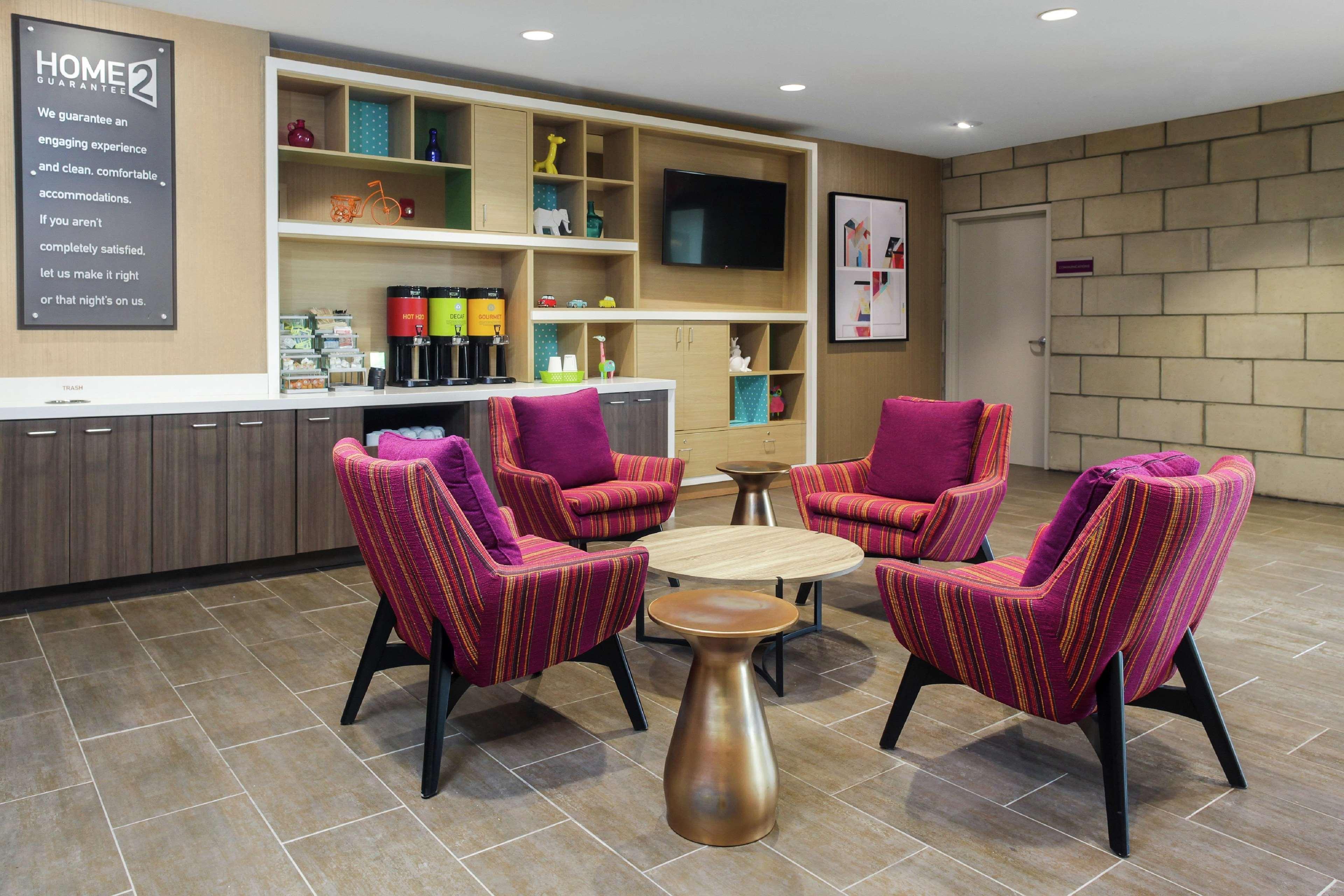 Home2 By Hilton Airport Expo Center 3* Louisville
