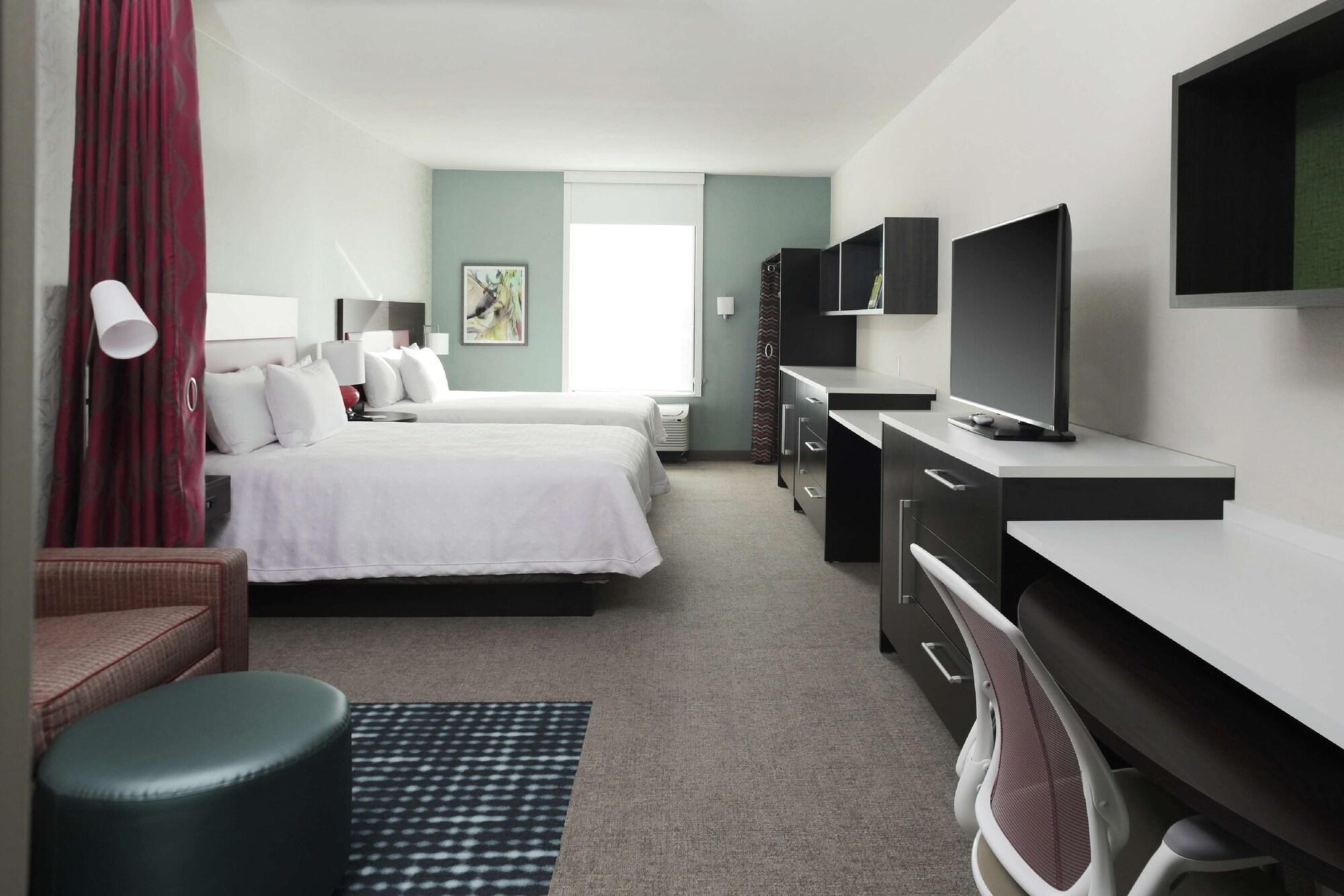 Hotel Home2 By Hilton Airport Expo Center