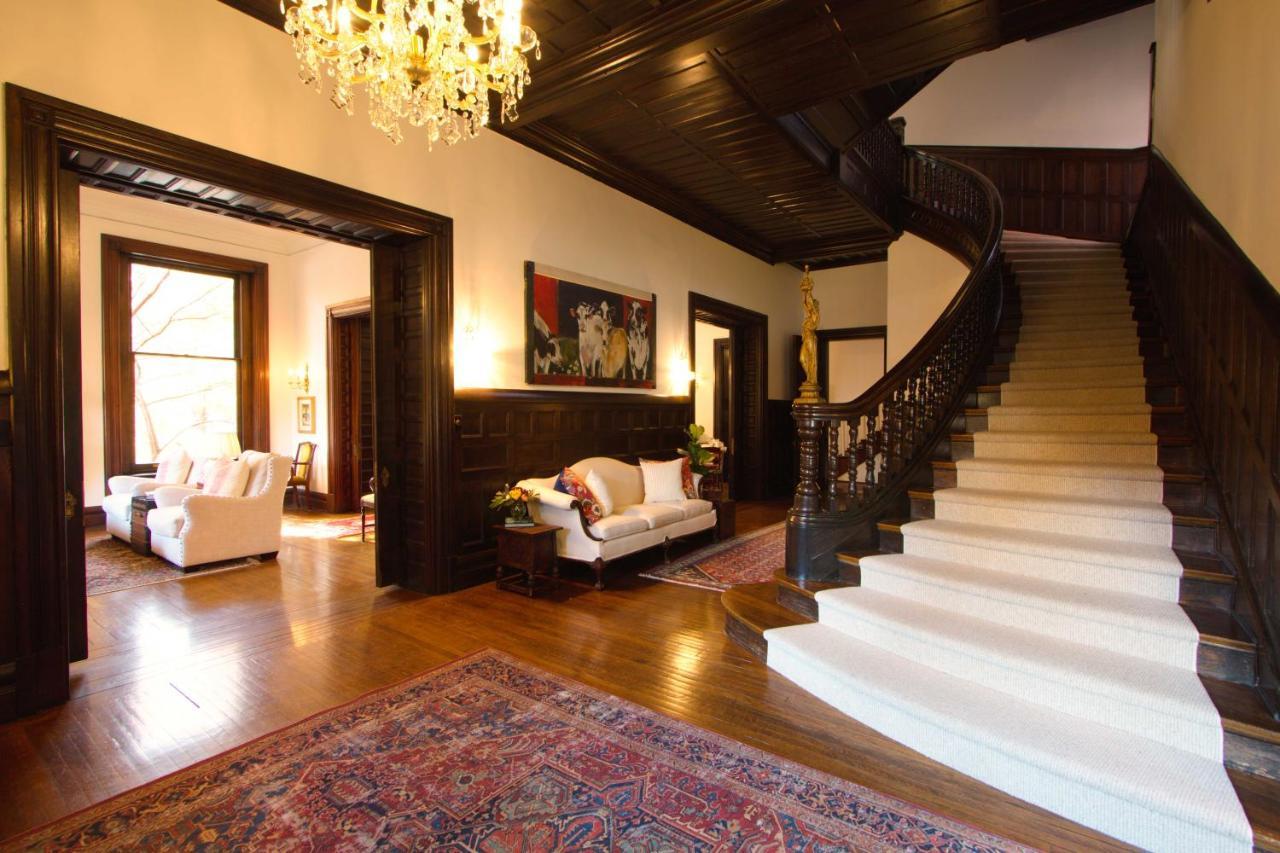 Bourbon Bed & Breakfast