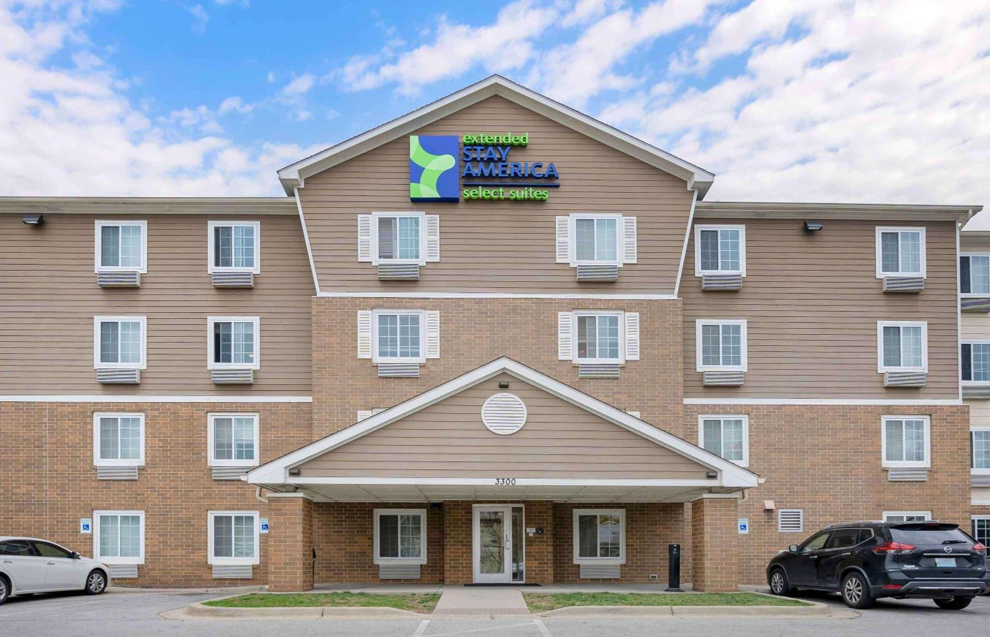 Extended America Select - - Airport Hotel