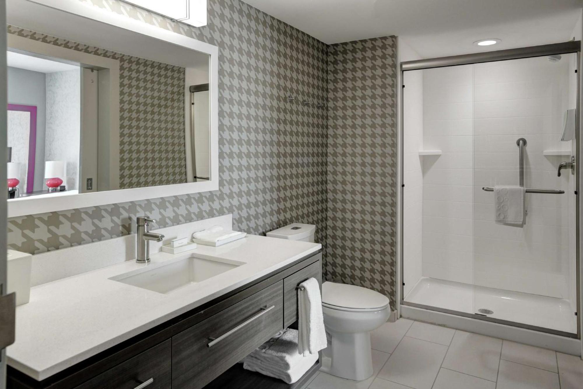 Home2 By Hilton Airport Expo Center Louisville