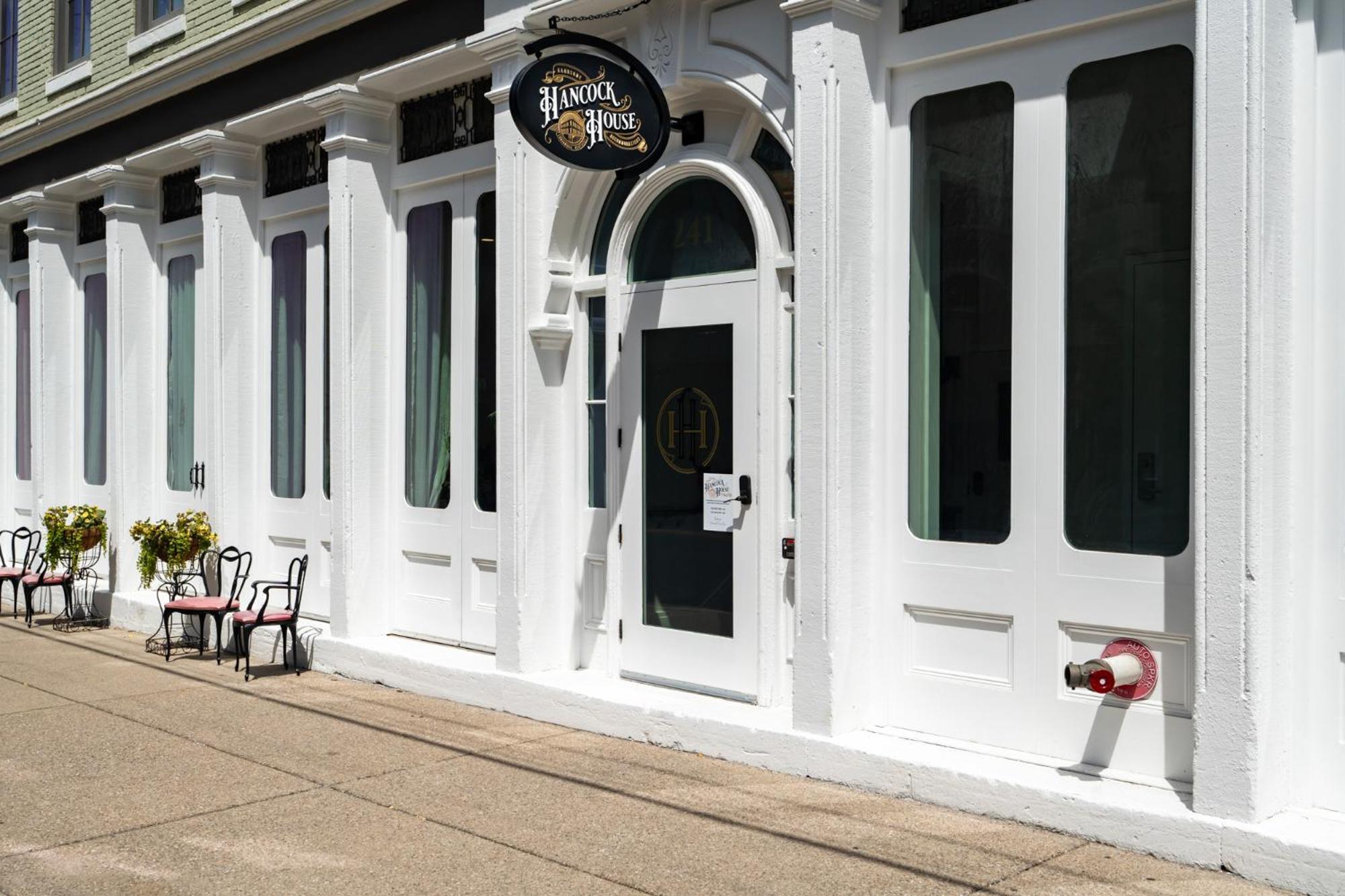 Hancock House Inn