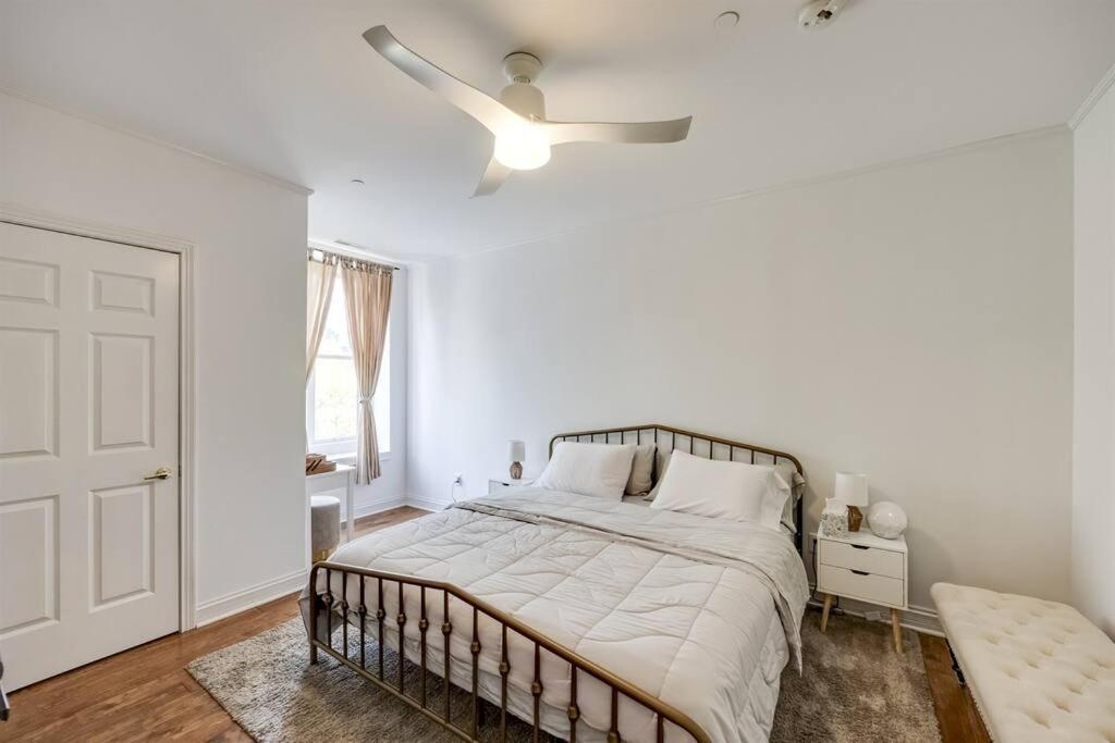 Apartment Downtown Condo- King Bed, Near Sites *