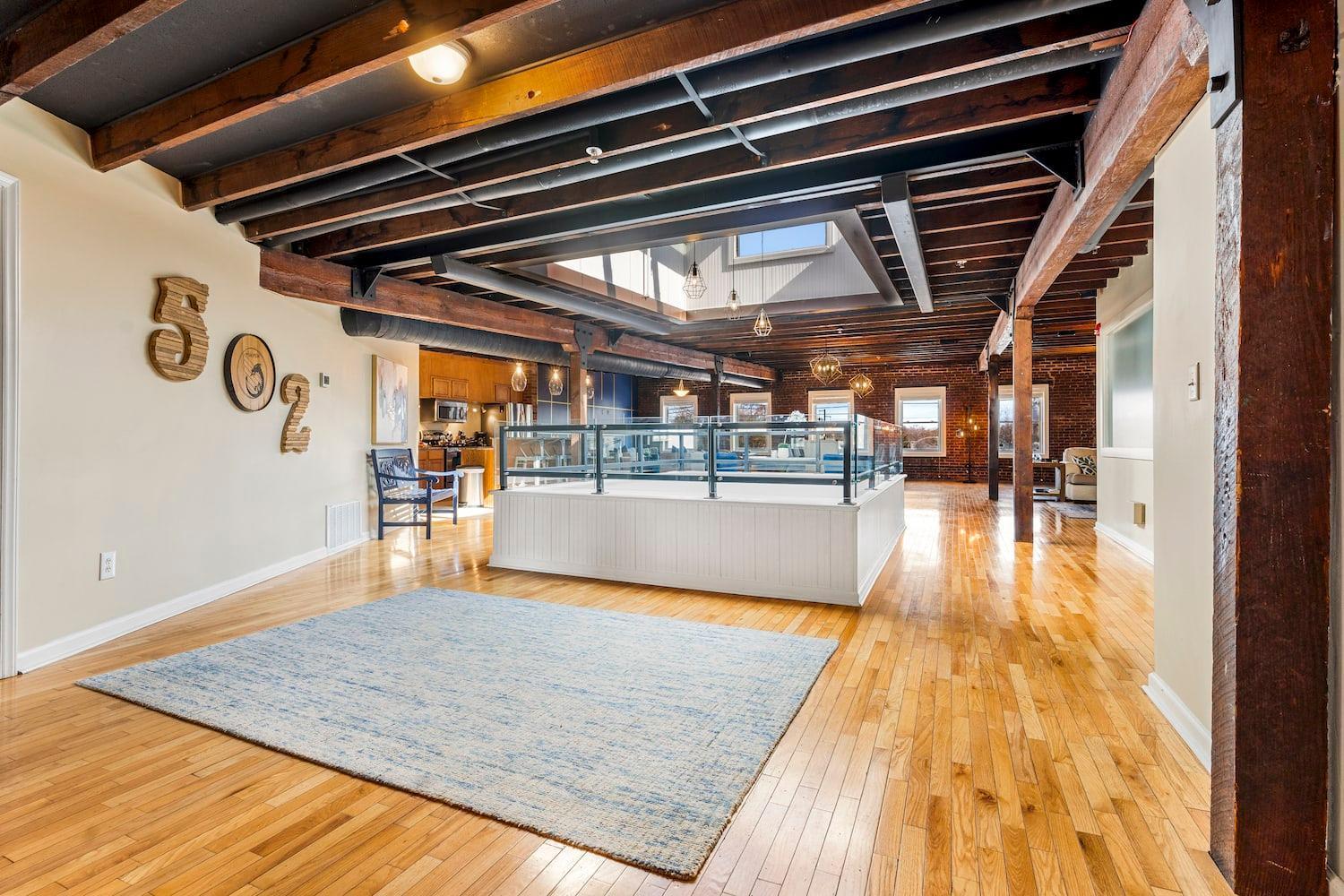 Swepson King Sleep42 15br 10ba 22beds Louisville