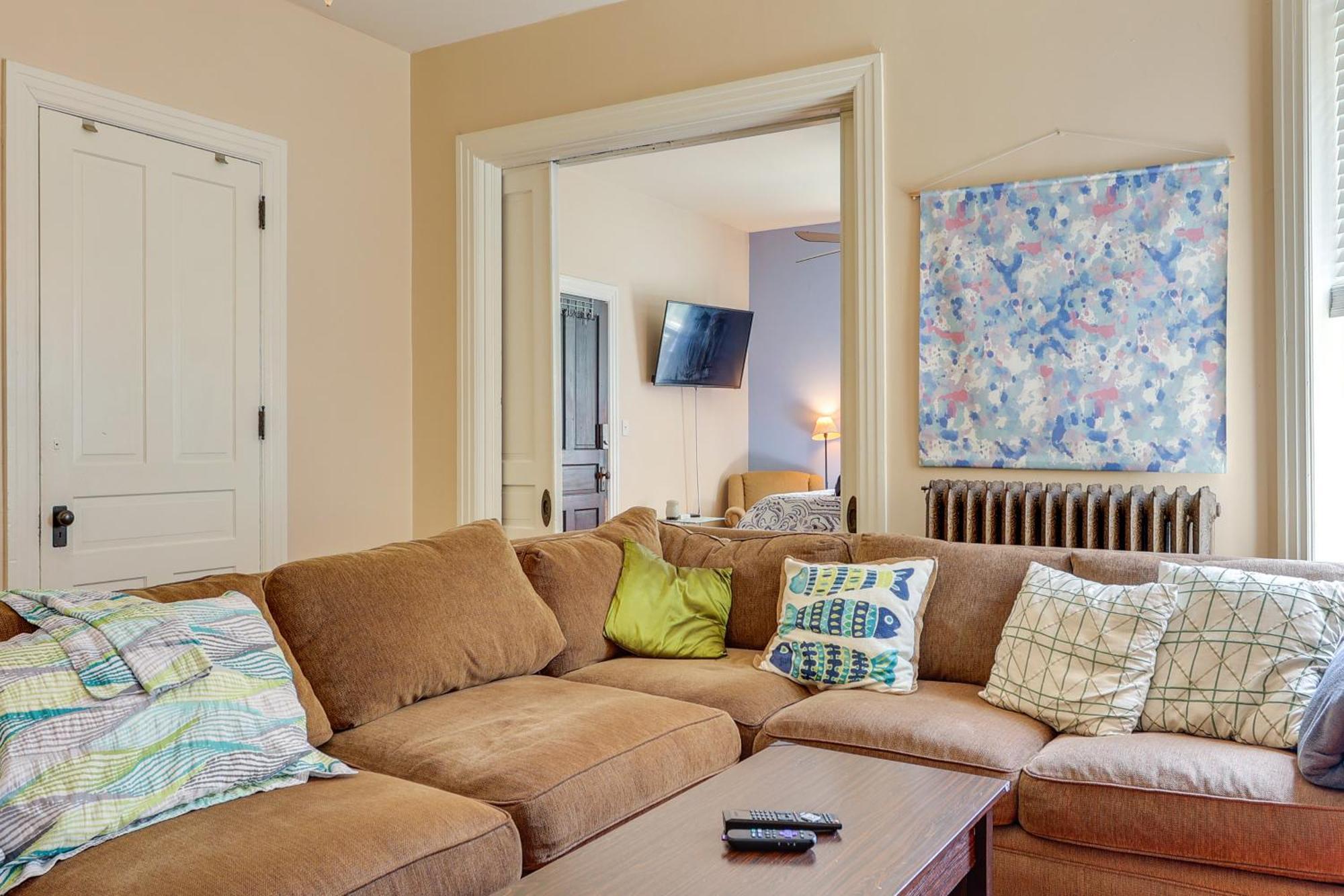 Apartment Vacation 2 Mi To Churchill Downs *