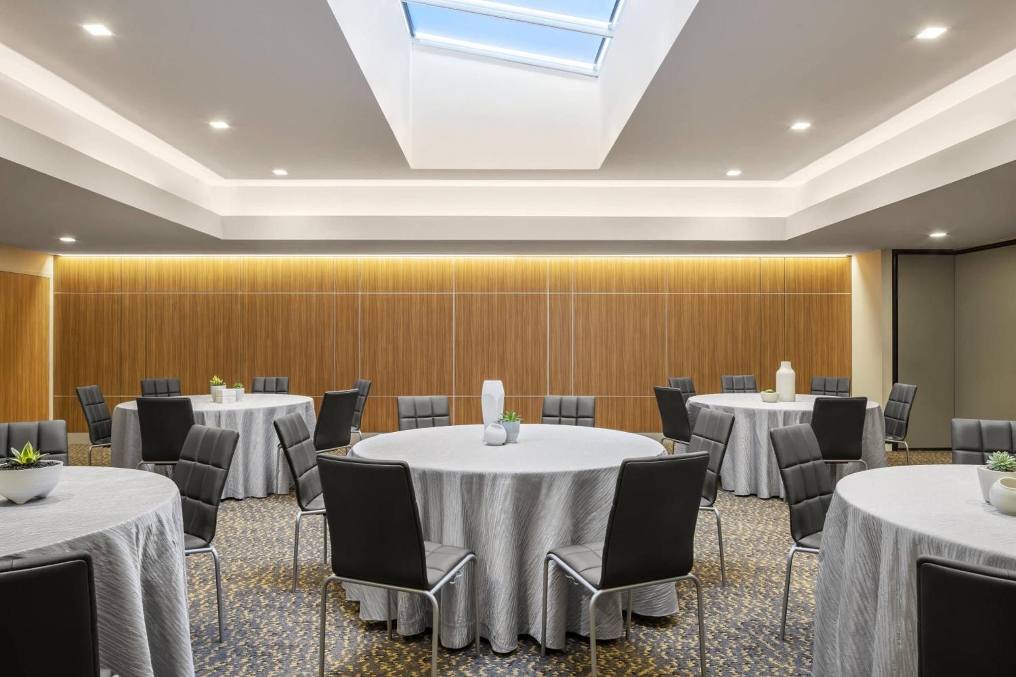 Ac By Marriott Downtown 4* Louisville