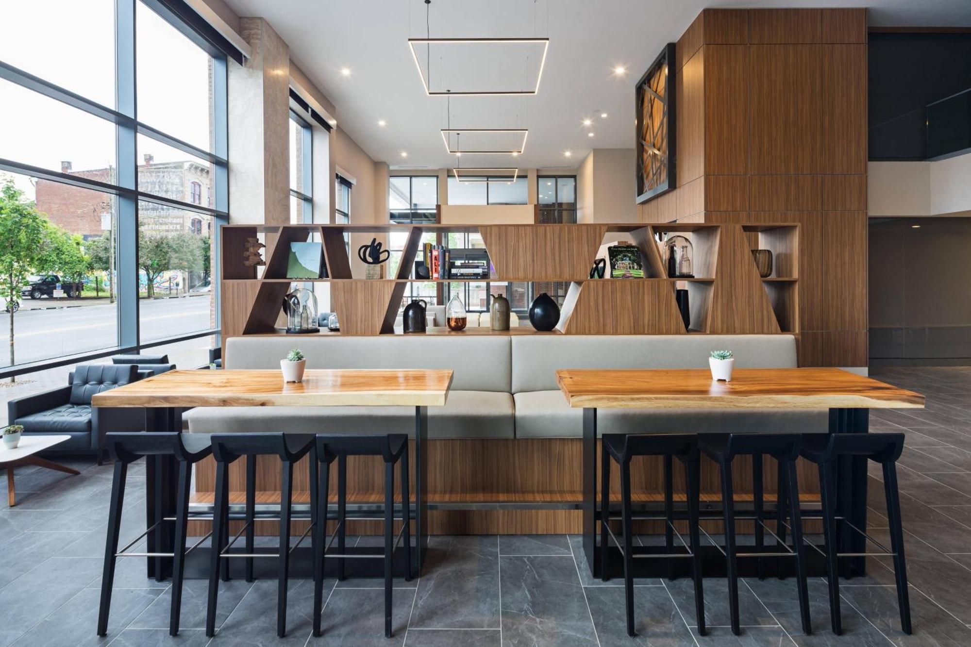 Ac By Marriott Downtown 4*