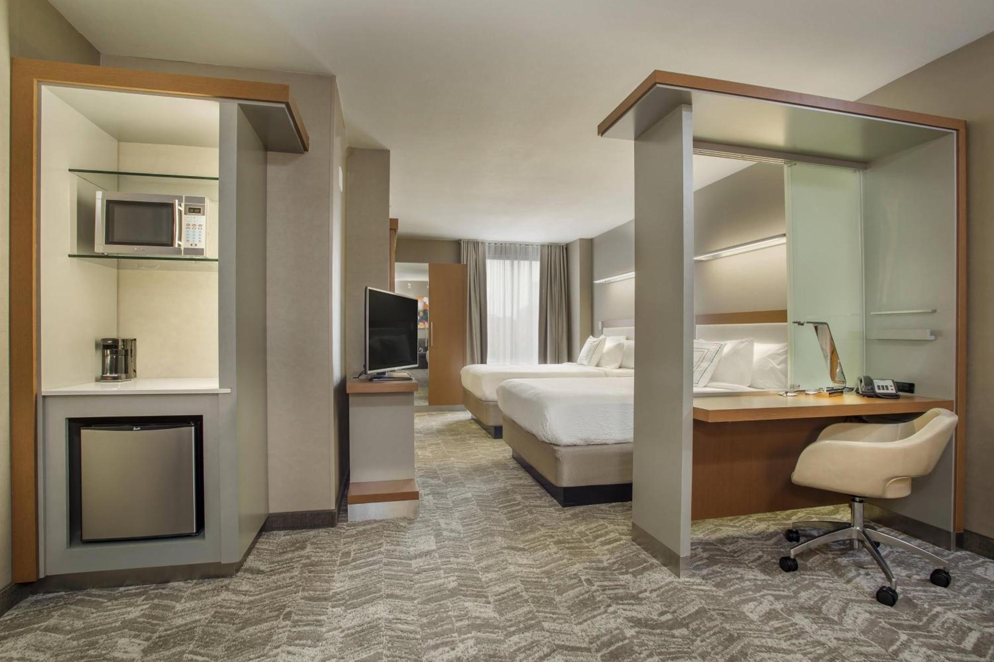 Hotel Springhill Downtown 3*