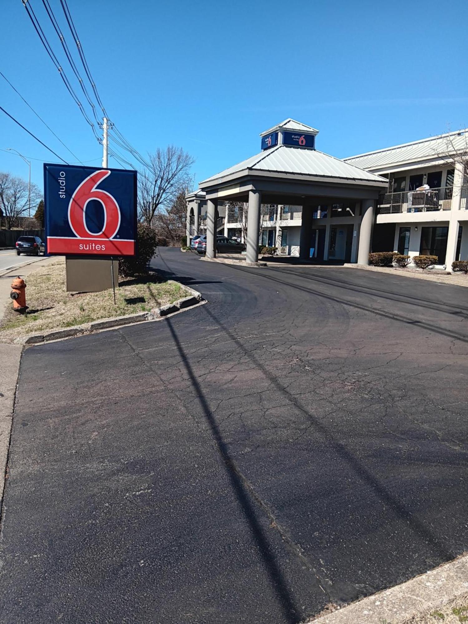 6 Ky Airport/expo Center Louisville