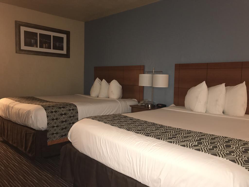 Hotel Ramada By Wyndham North 3*