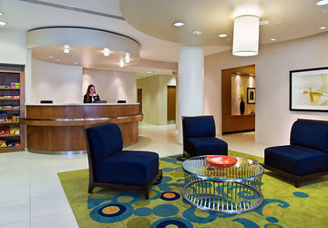 Springhill Downtown Hotel