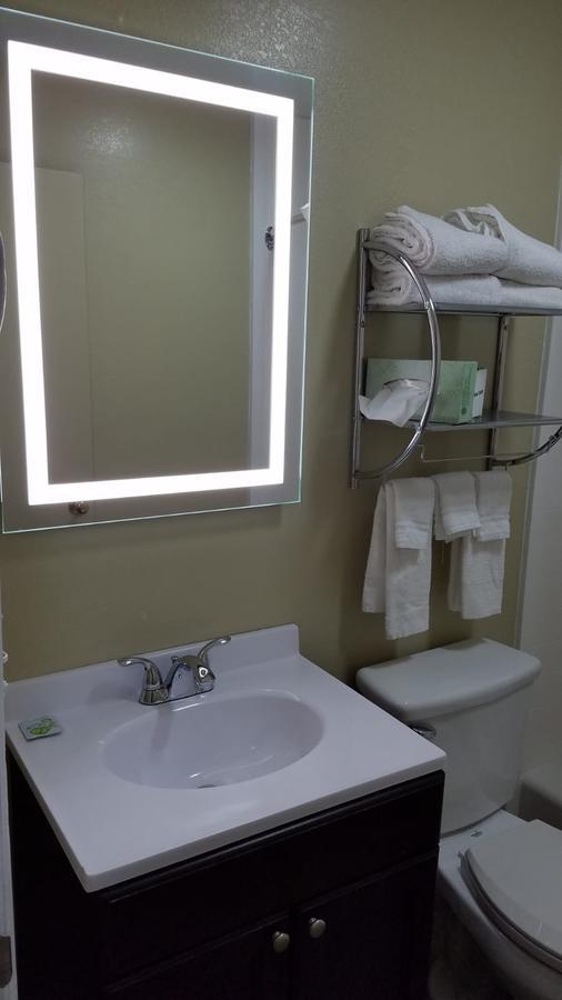 Dupont - - St. Matthews 2*