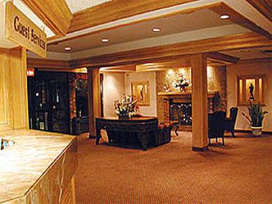 Ramada By Wyndham North Hotel Louisville